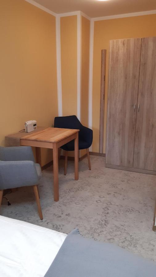 Vorsicht Hotel Deyelsdorf Ngoại thất bức ảnh