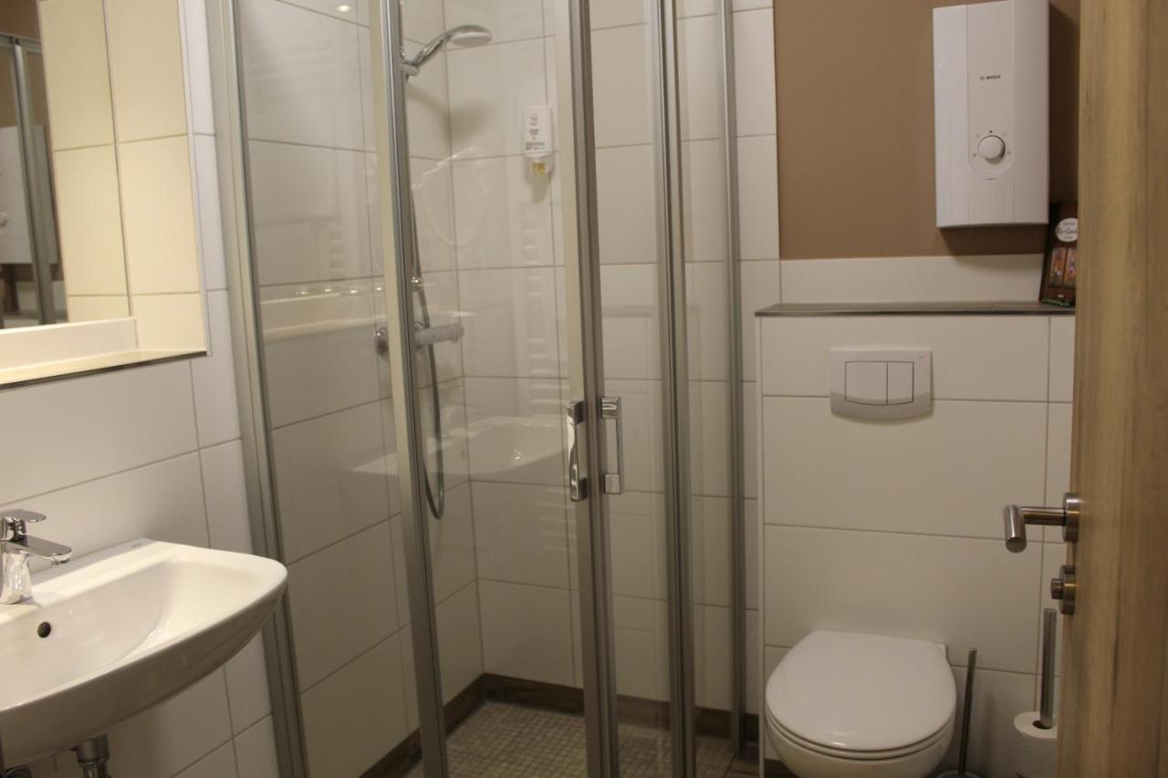 Vorsicht Hotel Deyelsdorf Ngoại thất bức ảnh