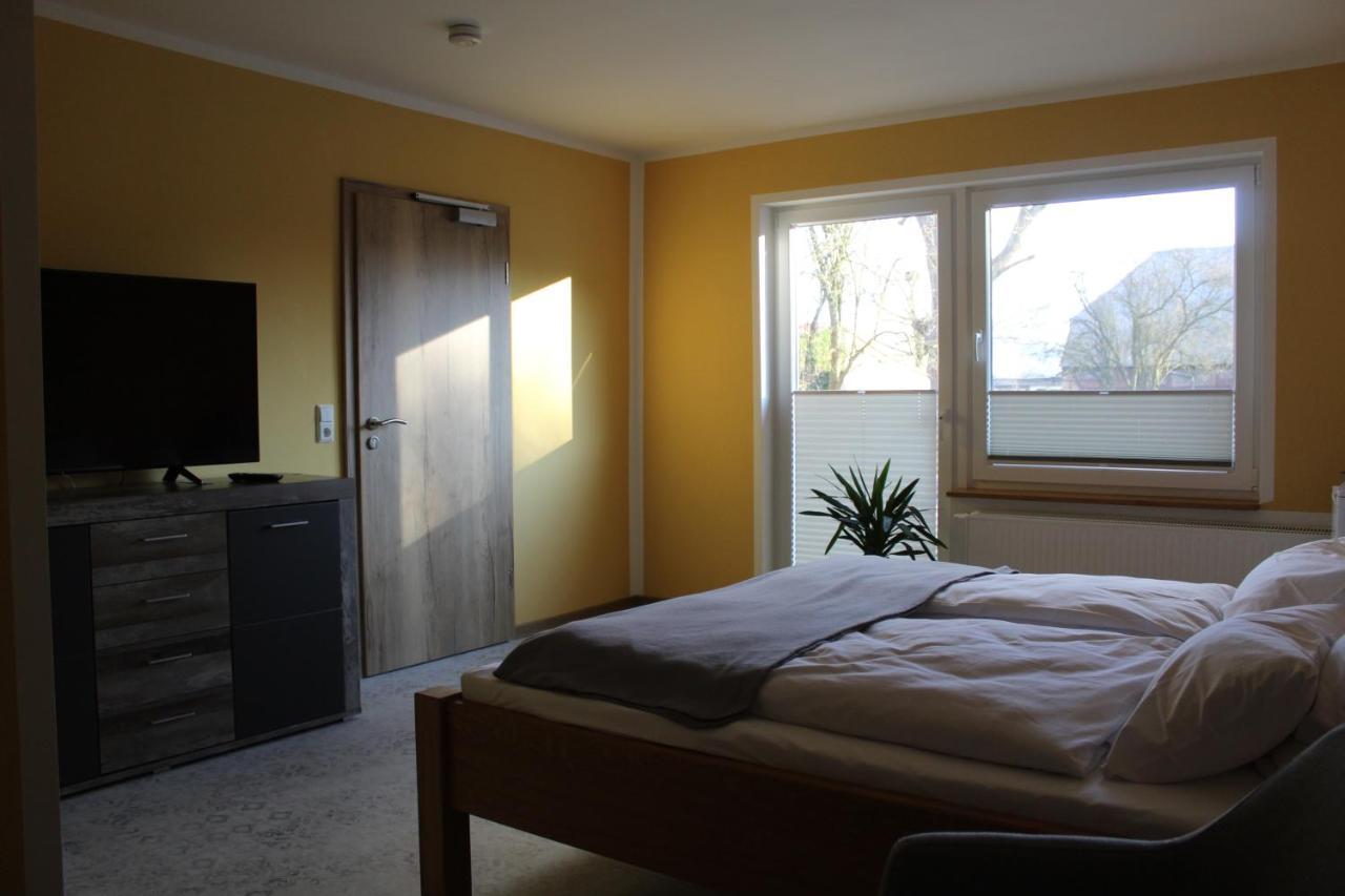 Vorsicht Hotel Deyelsdorf Ngoại thất bức ảnh